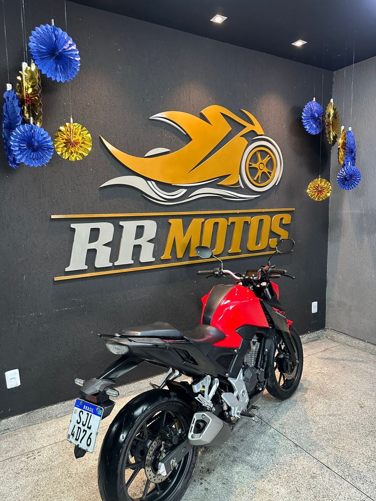 CB 300F  - foto 3